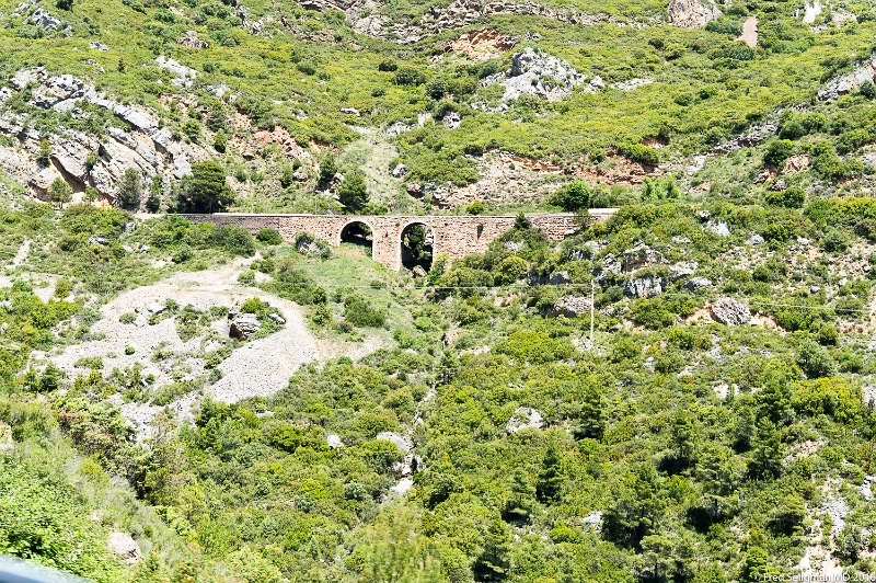 20160601_141202 D4S.jpg - Old rail trestle among the rock formations